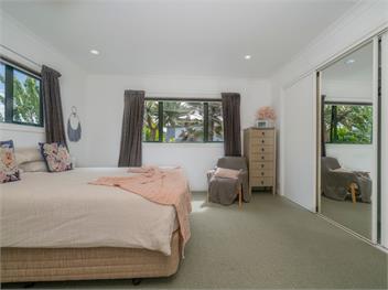 Manaia Magic (Bachcare) - Tairua