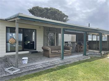 Beachfront - beachfront paradise - Pukehina