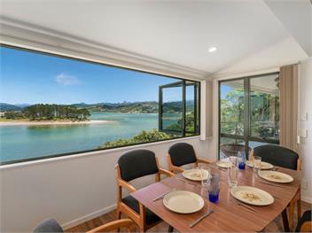 Pohutukawa on Paku (Bachcare) - Tairua