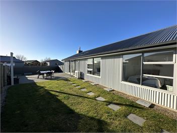 Remarkable Rhoboro Retreat - Twizel