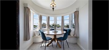 Art Deco by the sea Takapuna - Auckland
