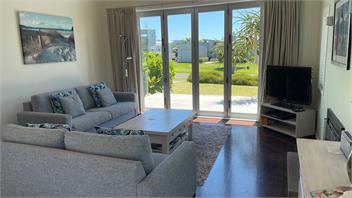Contemporary 4 bedroom beachhouse - Omaha Beach