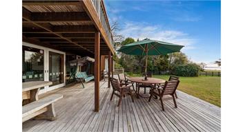 Lakefront Retreat (Bachcare) - Tauranga Taupo