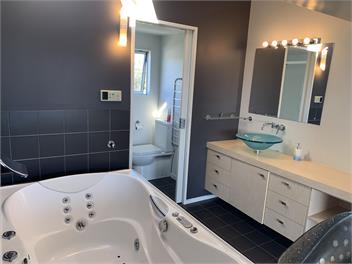 Regency on Regent - Martinborough