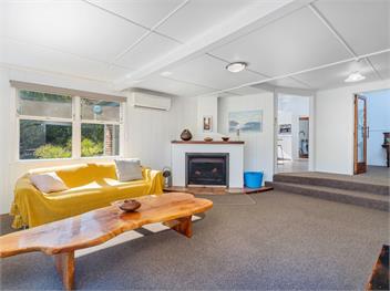 Birdsong (Bachcare) - Whangamata