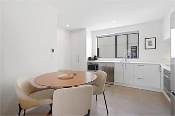 Modern Central Apartment (Bachcare) - Christchurch