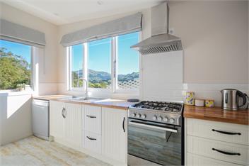 Tranquil Bay Family Retreat | Relax, Recharge - Duvauchelle Bay - Duvauchelle