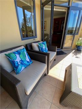 Village Apartment - Cafes - Beach & Pool!! -North Shore - Auckland