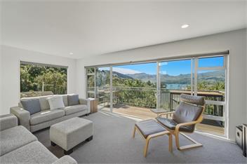 Harbour Crest Retreat (Bachcare) - Lyttelton