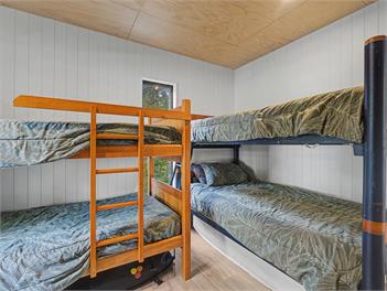Modern Coastal Tree House (Bachcare) - Whangamata