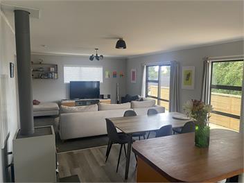 Coastal Waikanae Beach Haven - Waikanae Beach