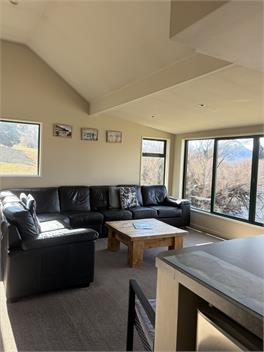 Arrowsmith Lodge - 