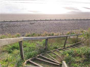 Raumatibach - Absolute Beachfront. - Raumati Beach