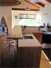 Houston Cottage - Russell     