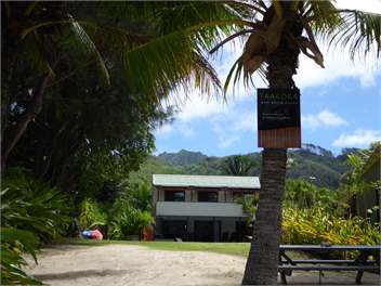 Taakoka Muri Beach Villa - Beachfront, Pool, Kayaks! - rarotonga
