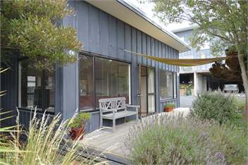 Bungalow by the sea - Dunedin