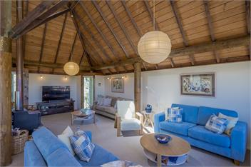 Beachfront Te Horo: The Beach Retreat - Kapiti Coast