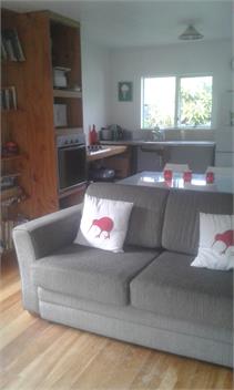 Quiet sunny bach - Pukekohe
