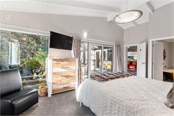 Redwood Forest Retreat - Rotorua