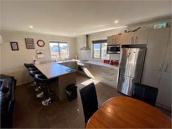 Relaxing Retreat on Rhoboro FREE WIFI - Twizel