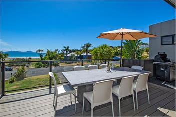 Harnifin (Bachcare) - Langs Beach