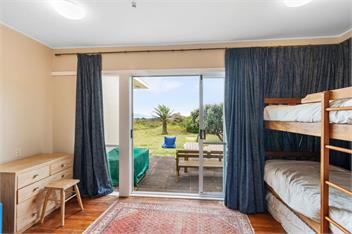 La Casa de la Playa (Bachcare) - Waikanae Beach