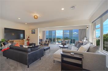 Ocean Vista - Nelson Waterfront Holiday Home - Nelson
