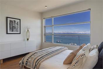 Penthouse 37 - Nelson Waterfront Apartment - Nelson