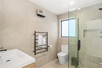 Wooing Retreat (Bachcare) - Cromwell