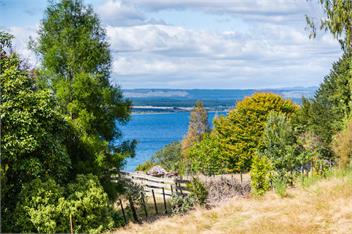 Hideaway at the Bay - Spa Pool, Premium Property, Walking distance to the Lake - Taupo