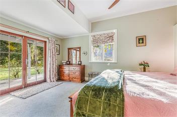 Fantail House Kaiuma Bay (Bachcare) - Havelock