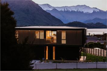 Platinum Ridge | Sleeps 8 | Stunning Lake Views - Wanaka