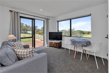 Central Couples Retreat (Bachcare) - Mangawhai