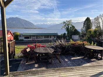 Stationhouse Lodge - Moana