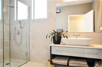 Seawatch - Spa Pool & Panoramic Ocean Views - Nelson