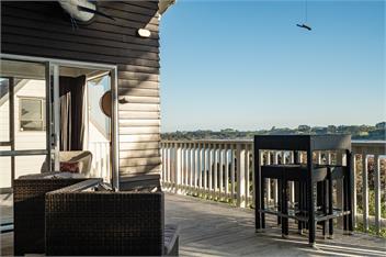 Black Marlin Bach - Kerikeri