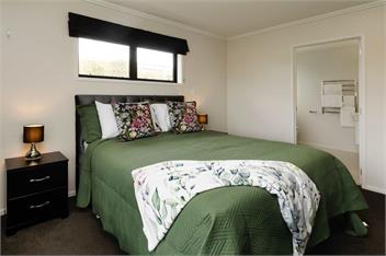 Strandon Coastal Townhouse (Bachcare) - New Plymouth