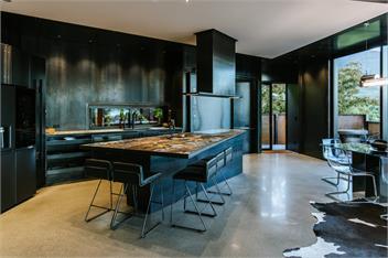 Tawera | Couples Retreat | Lake Views - Wanaka