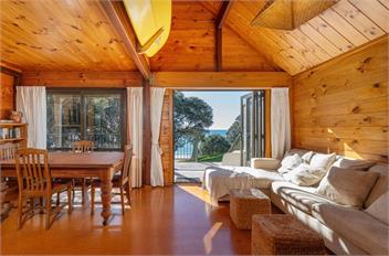 The Beachfront Bach - Ultimate Beachfront  - Onemana