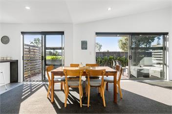 Sun & Surf Stay (Bachcare) - 