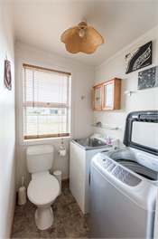 Very Spacious Holiday Home in Whangamata, Coromandel - 