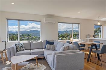 Tipi Haere Holiday Home - Britannia Heights