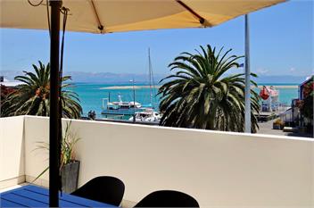 Sea Path - Nelson Waterfront Apartment - Nelson