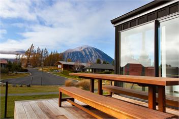Family Time At Lake Ohau - Lake Ohau