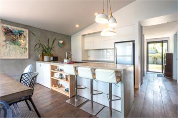 NEW Sunny Family Friendly home with SPA near everything - Waiheke