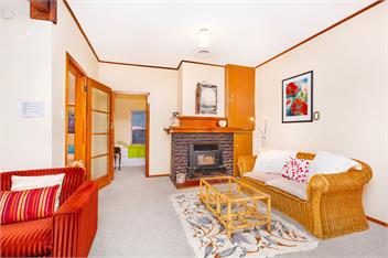 Raglan Holiday Home -