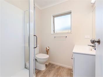 Modern Beach Break (Bachcare) - Waihi Beach