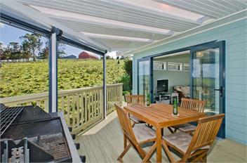 The Blue Cottage with WiFi (Bachcare) - Waipu Cove