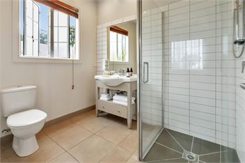 Russell Cottages (Bachcare) - Russell