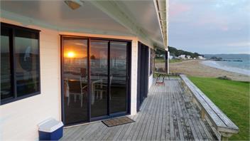 STUNNING ABSOLUTE BEACHFRONT - Whangaruru